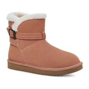 Kookaburra by Ugg Delene Mini Boots in Color Cork Size 8